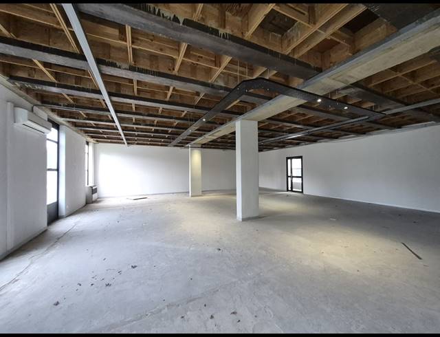156M² OFFICE TO LET IN CRAIGHALL